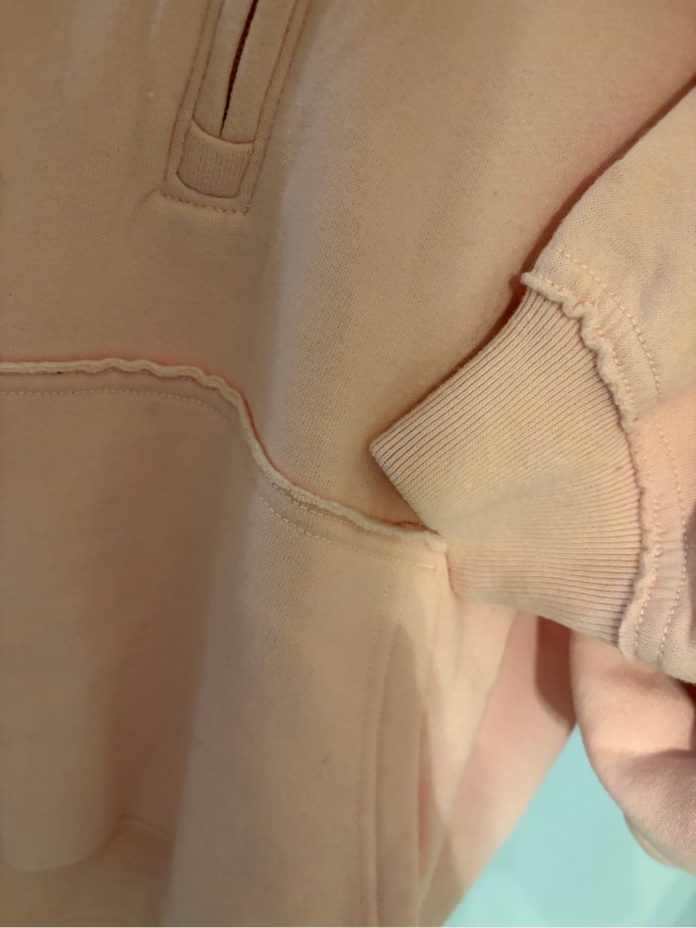 NWT ✨ Hollister Pale Pink Half-Zip Hoodie with Kangaroo Pocket size medium - Picture 6 of 9